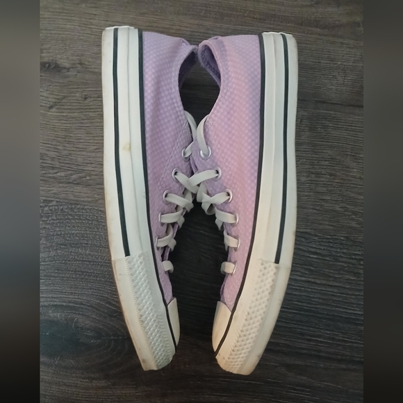 Converse Chuck Taylor All Star Checkered Classic Amythest Sneakers Size 7.5 - Picture 3 of 9